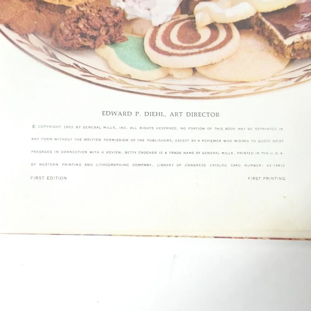 Betty Crocker's Cooky Book 1963 1st Ed 1st Printing Spiral Vintage Cookbook